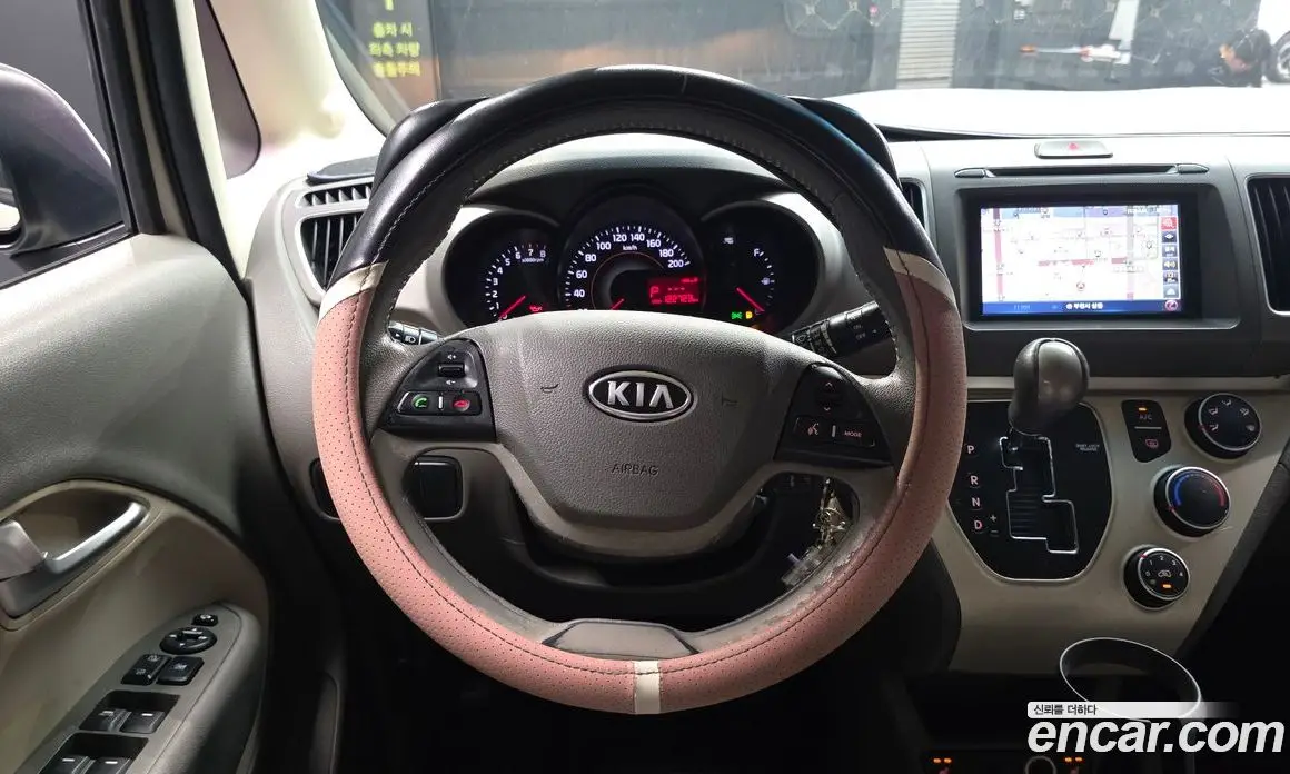 Kia Ray 2012 1.0 автомат (гидро), фото 13