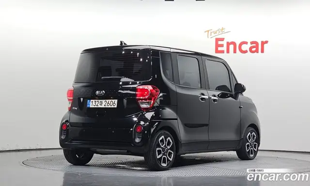 Kia Ray 2021 1.0 автомат (гидро), миниатюра 2