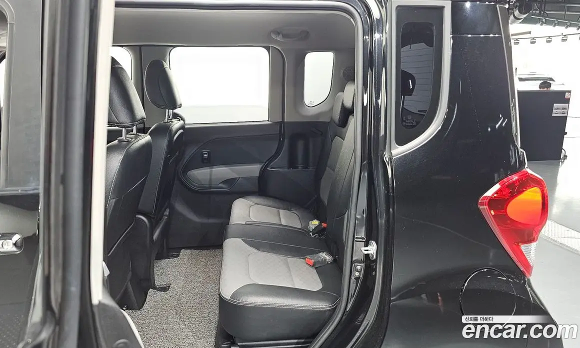 Kia Ray 2021 1.0 автомат (гидро), фото 17