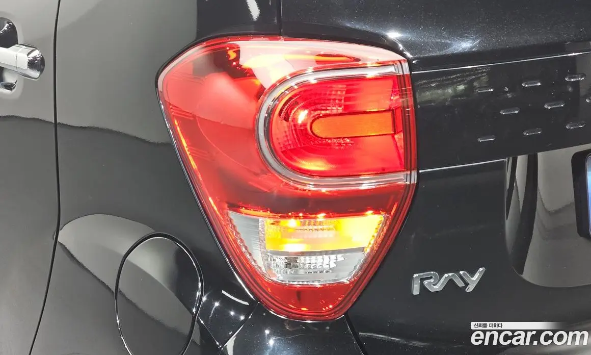 Kia Ray 2021 1.0 автомат (гидро), фото 9