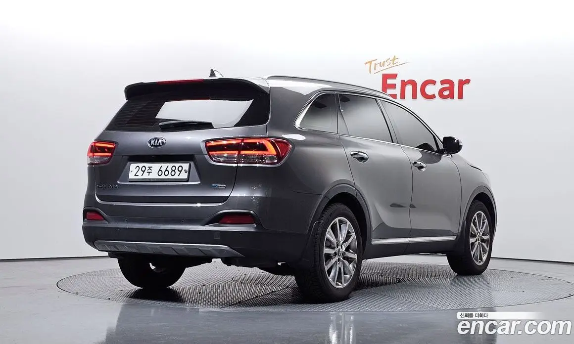 Kia Sorento 2014 2.0 автомат (гидро), фото 2 Kia Sorento 2014 2.0 автомат (гидро), фото 2