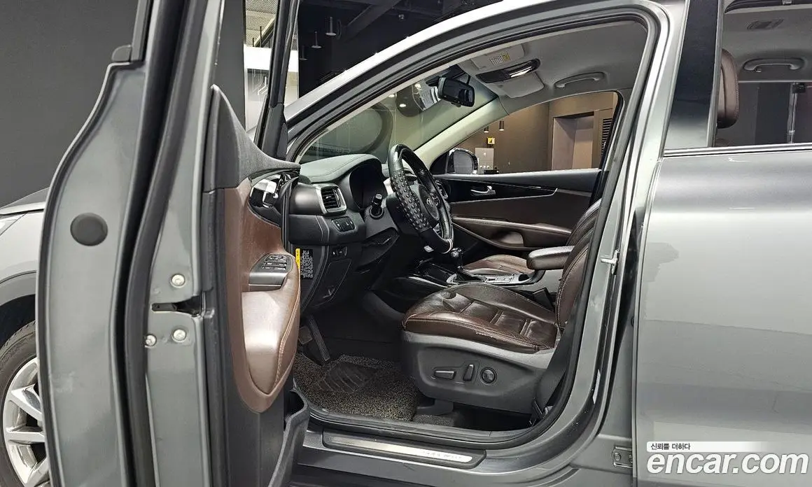 Kia Sorento 2014 2.0 автомат (гидро), фото 10 Kia Sorento 2014 2.0 автомат (гидро), фото 10