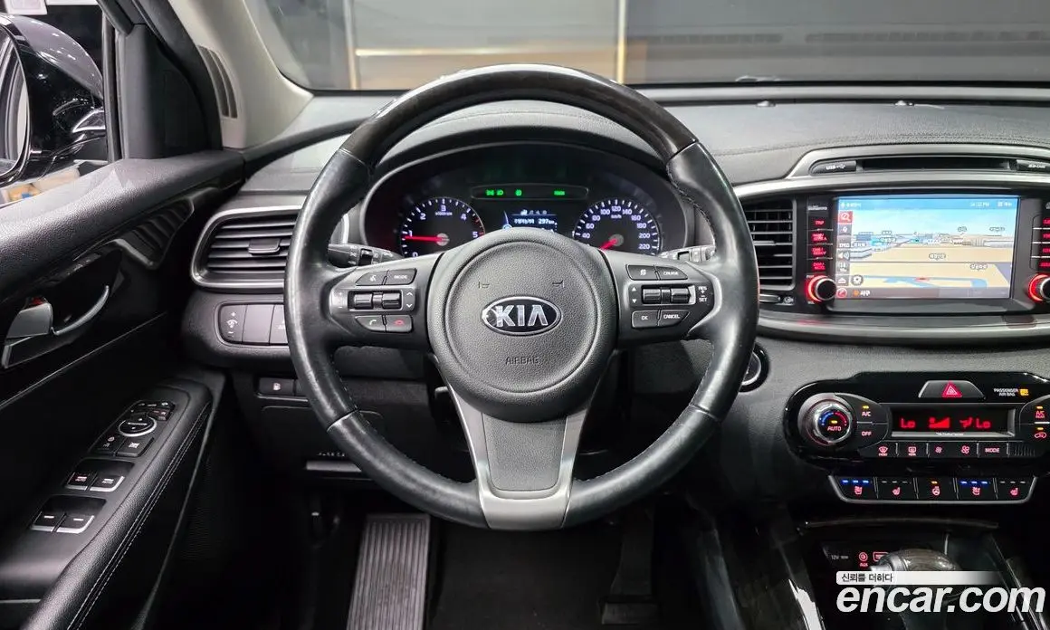 Kia Sorento 2015 2.0 автомат (гидро), фото 13 Kia Sorento 2015 2.0 автомат (гидро), фото 13