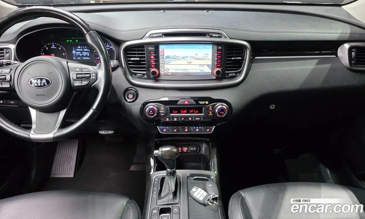 Kia Sorento 2015 2.0 автомат (гидро), фото 17 Kia Sorento 2015 2.0 автомат (гидро), фото 17