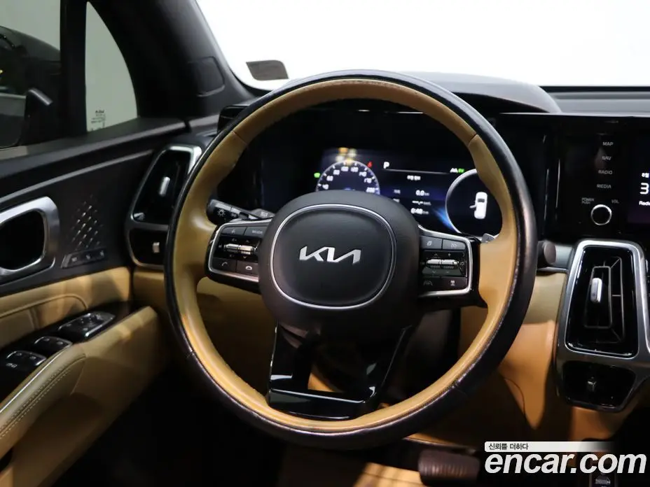 Kia Sorento 2023 1.6 автомат (гидро), фото 13 Kia Sorento 2023 1.6 автомат (гидро), фото 13