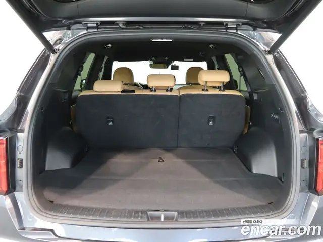 Kia Sorento 2023 1.6 автомат (гидро), миниатюра 7 Kia Sorento 2023 1.6 автомат (гидро), миниатюра 7