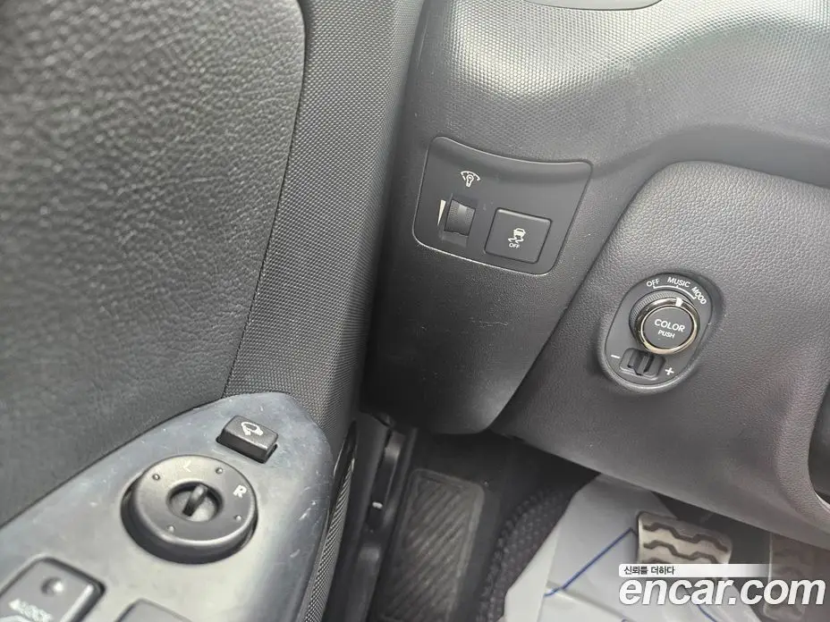 Kia Soul 2010 1.6 автомат (гидро), фото 18