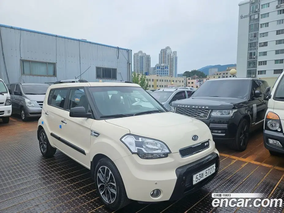 Kia Soul 2010 1.6 автомат (гидро), фото 8