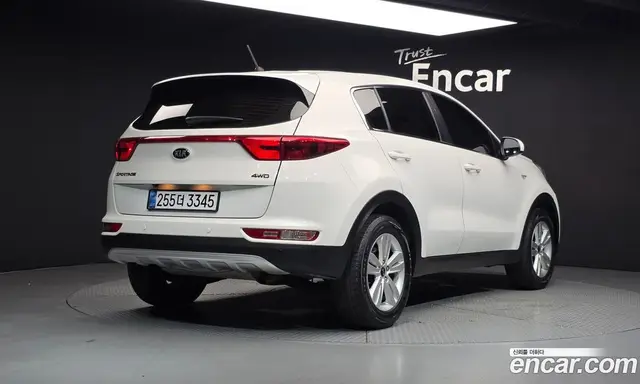 Kia Sportage 2016 2.0 автомат (гидро), миниатюра 2