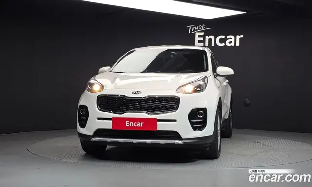 Kia Sportage 2016 2.0 автомат (гидро), миниатюра 3