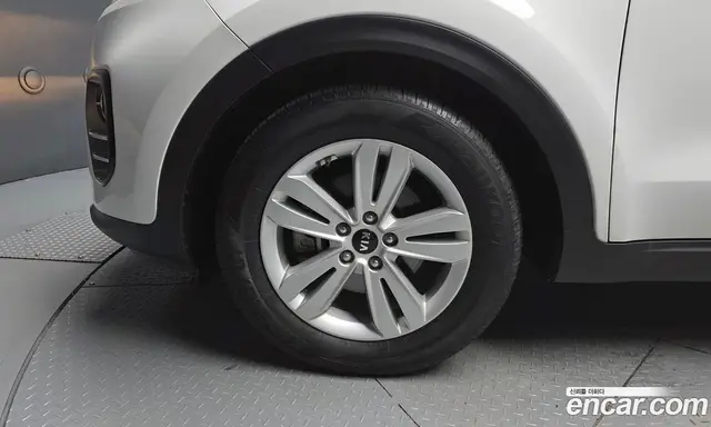 Kia Sportage 2016 2.0 автомат (гидро), миниатюра 5