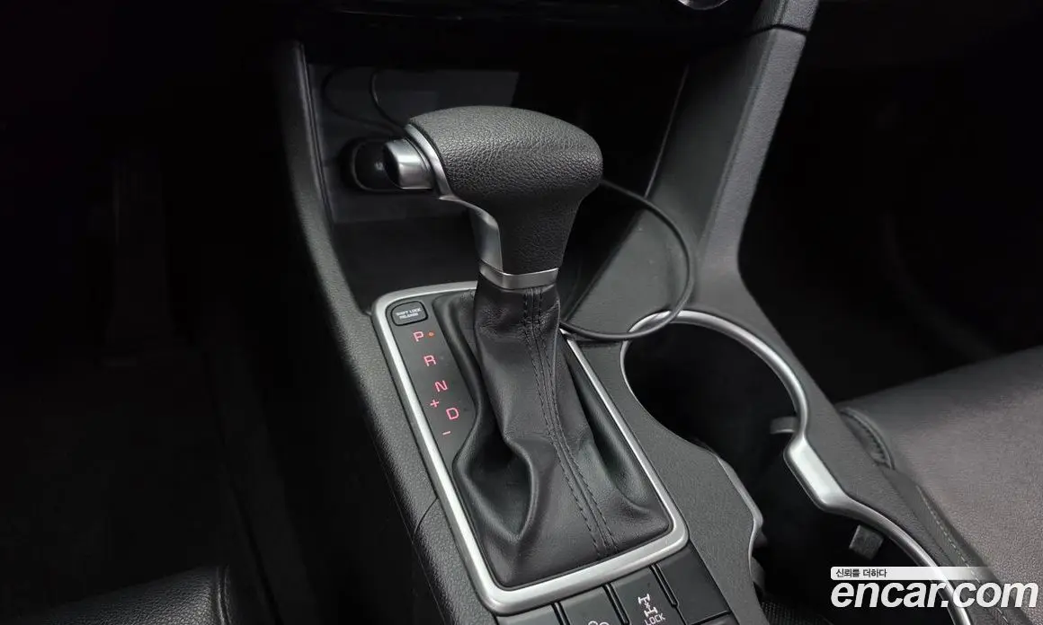 Kia Sportage 2016 2.0 автомат (гидро), фото 9