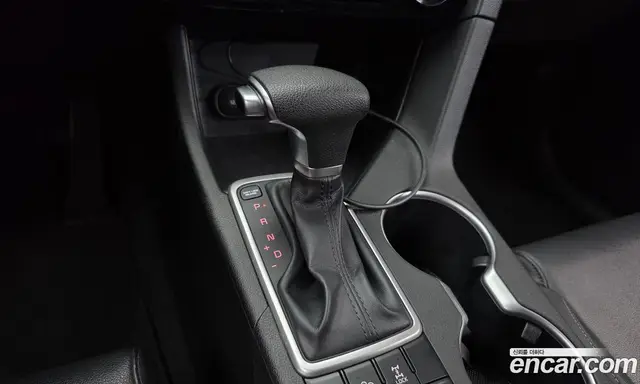 Kia Sportage 2016 2.0 автомат (гидро), миниатюра 9