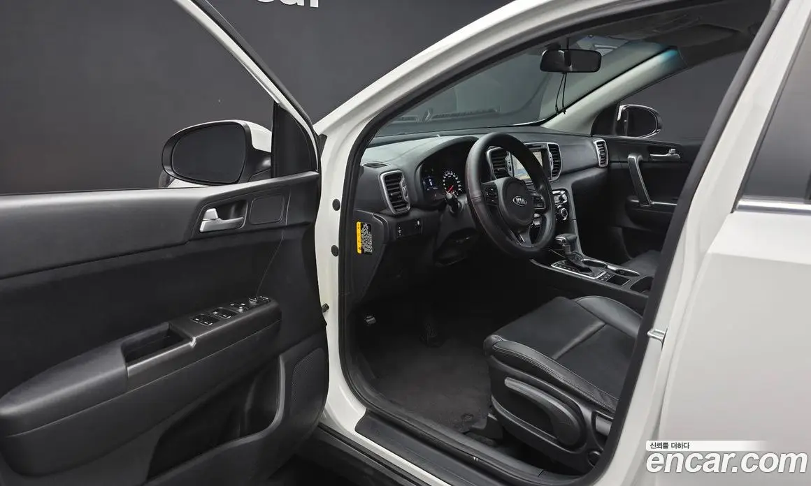 Kia Sportage 2016 2.0 автомат (гидро), фото 10