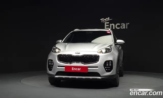 Kia Sportage 2016 1.7 автомат (гидро), миниатюра 3