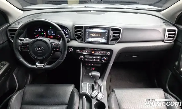 Kia Sportage 2016 1.7 автомат (гидро), миниатюра 7