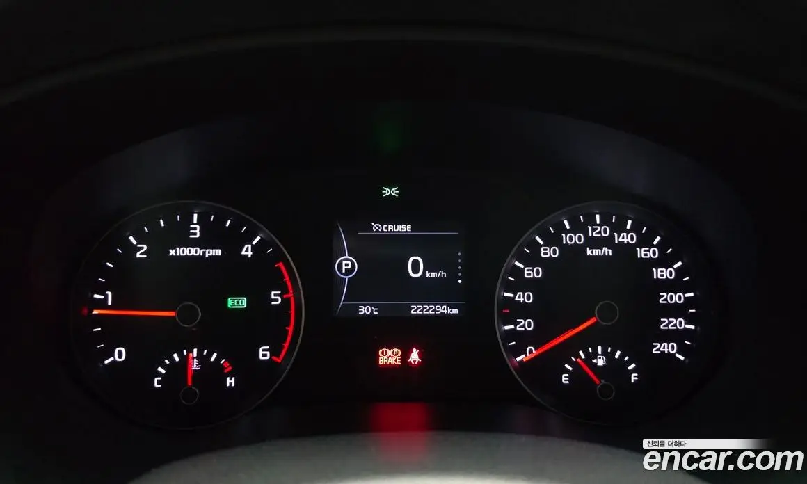 Kia Sportage 2016 1.7 автомат (гидро), фото 8