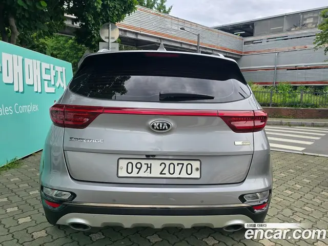 Kia Sportage 2018 2.0 автомат (гидро), миниатюра 4