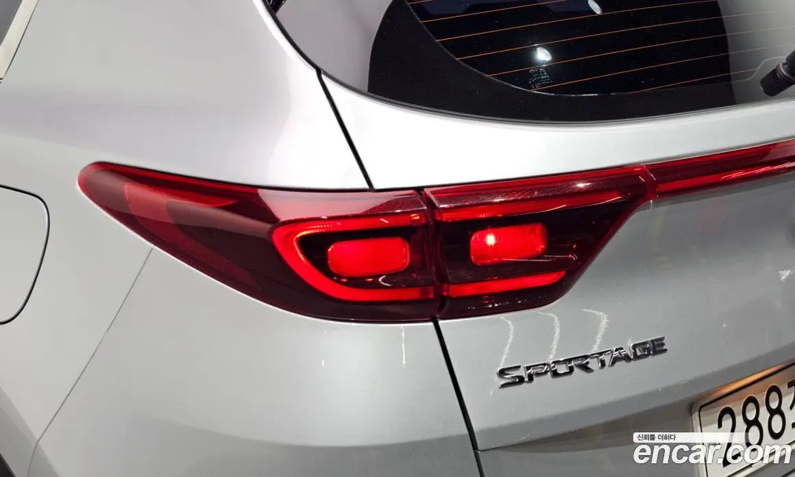 Kia Sportage 2021 1.6 автомат (гидро), фото 9