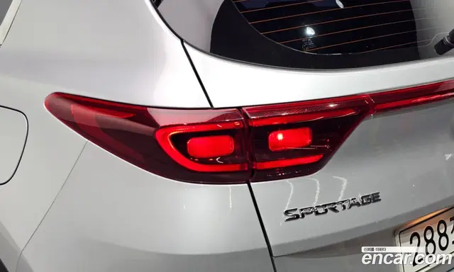 Kia Sportage 2021 1.6 автомат (гидро), миниатюра 9