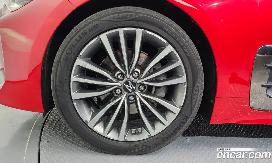 Kia Stinger 2019 2.0 автомат (гидро), фото 5