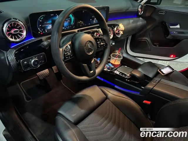 Mercedes-Benz A-Class 2020 2.0 автомат (гидро), миниатюра 6