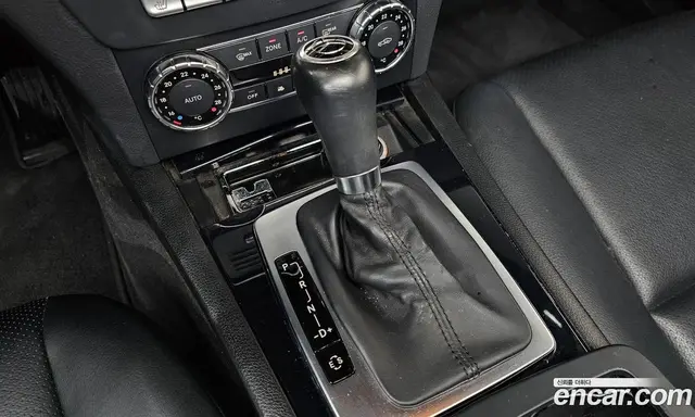 Mercedes-Benz C-Class 2012 1.8 автомат (гидро), миниатюра 9