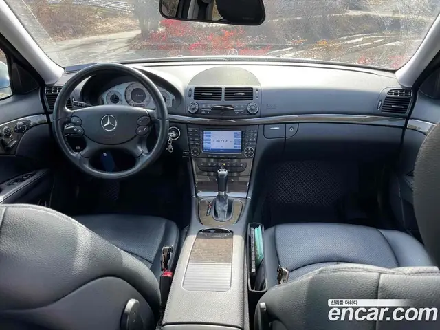 Mercedes-Benz E-Class 2007 3.5 автомат (гидро), миниатюра 11