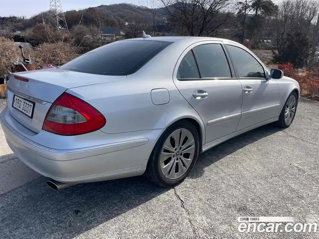 Mercedes-Benz E-Class 2007 3.5 автомат (гидро), миниатюра 4