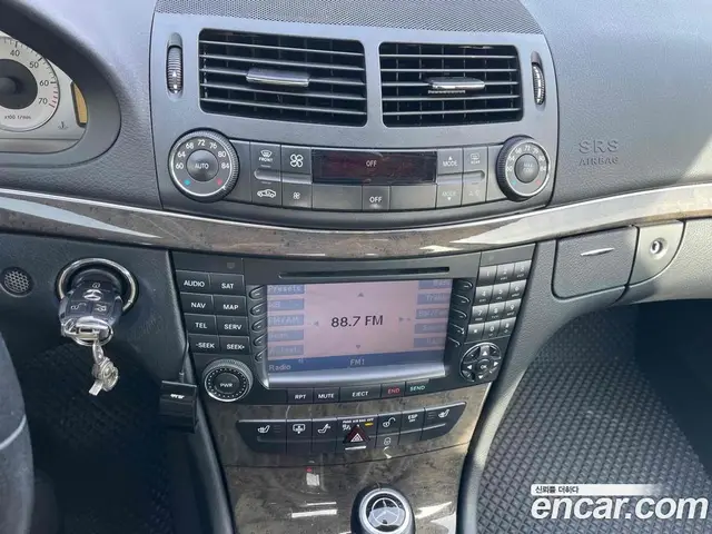 Mercedes-Benz E-Class 2007 3.5 автомат (гидро), миниатюра 7