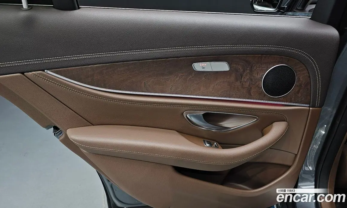Mercedes-Benz E-Class 2016 1.9 автомат (гидро), фото 14