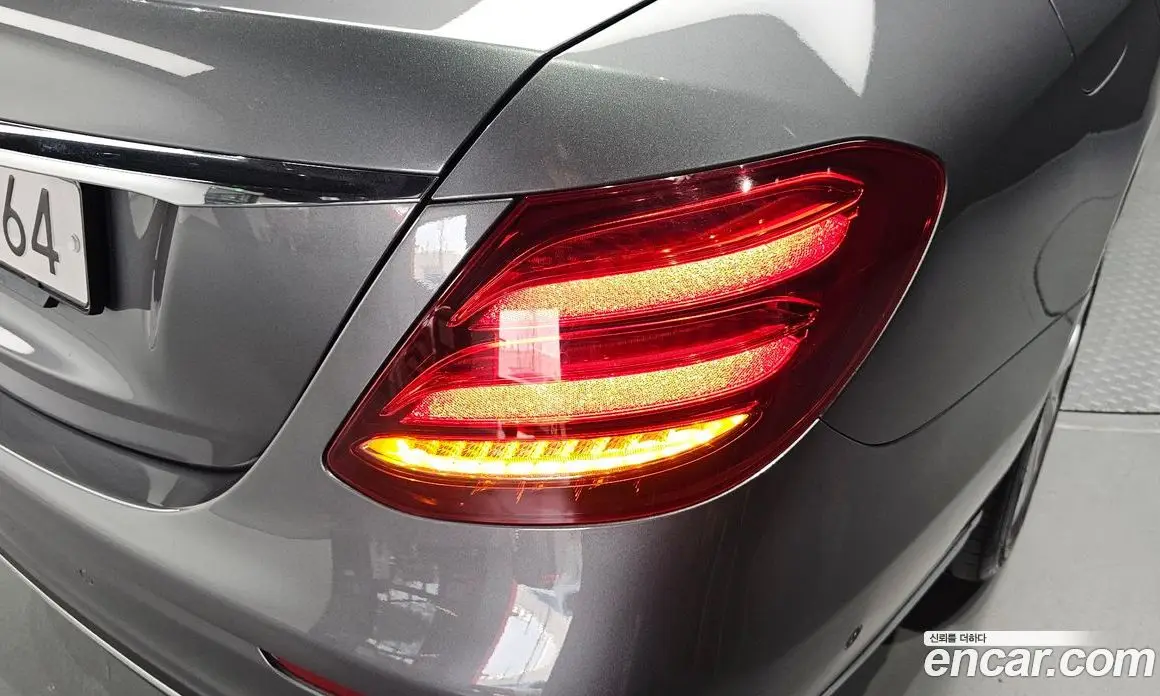 Mercedes-Benz E-Class 2016 1.9 автомат (гидро), фото 8