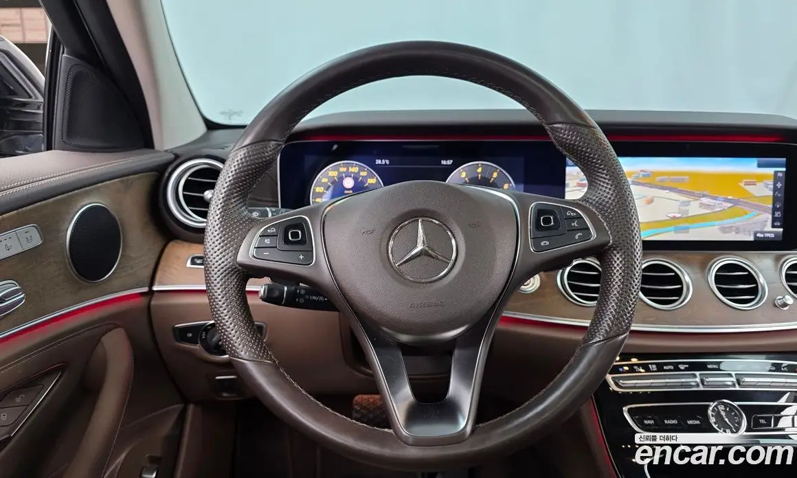 Mercedes-Benz E-Class 2017 2.0 автомат (гидро), фото 12