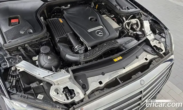 Mercedes-Benz E-Class 2017 2.0 автомат (гидро), миниатюра 6