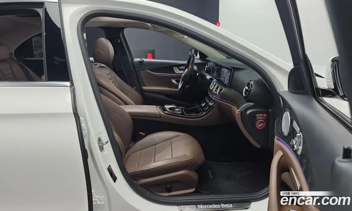 Mercedes-Benz E-Class 2018 2.0 автомат (гидро), фото 16