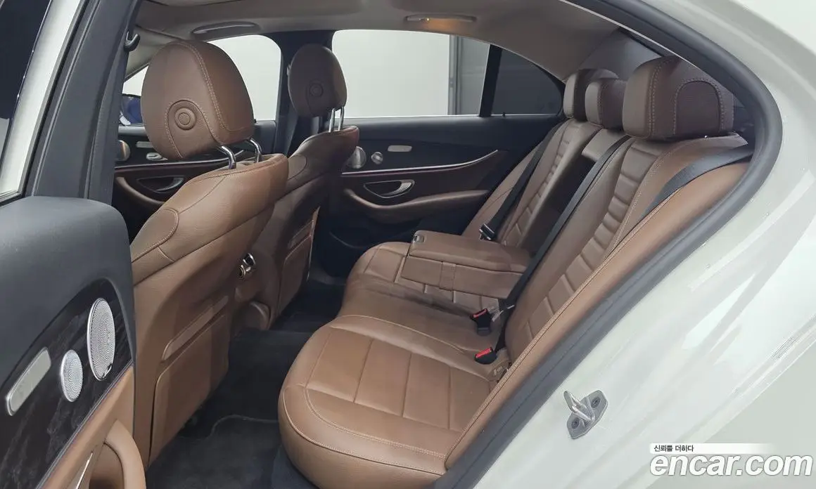 Mercedes-Benz E-Class 2018 2.0 автомат (гидро), фото 18