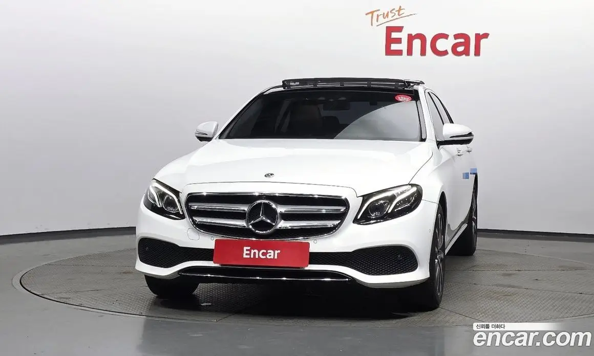 Mercedes-Benz E-Class 2018 2.0 автомат (гидро), фото 3