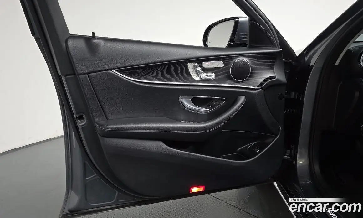 Mercedes-Benz E-Class 2019 1.9 автомат (гидро), фото 13