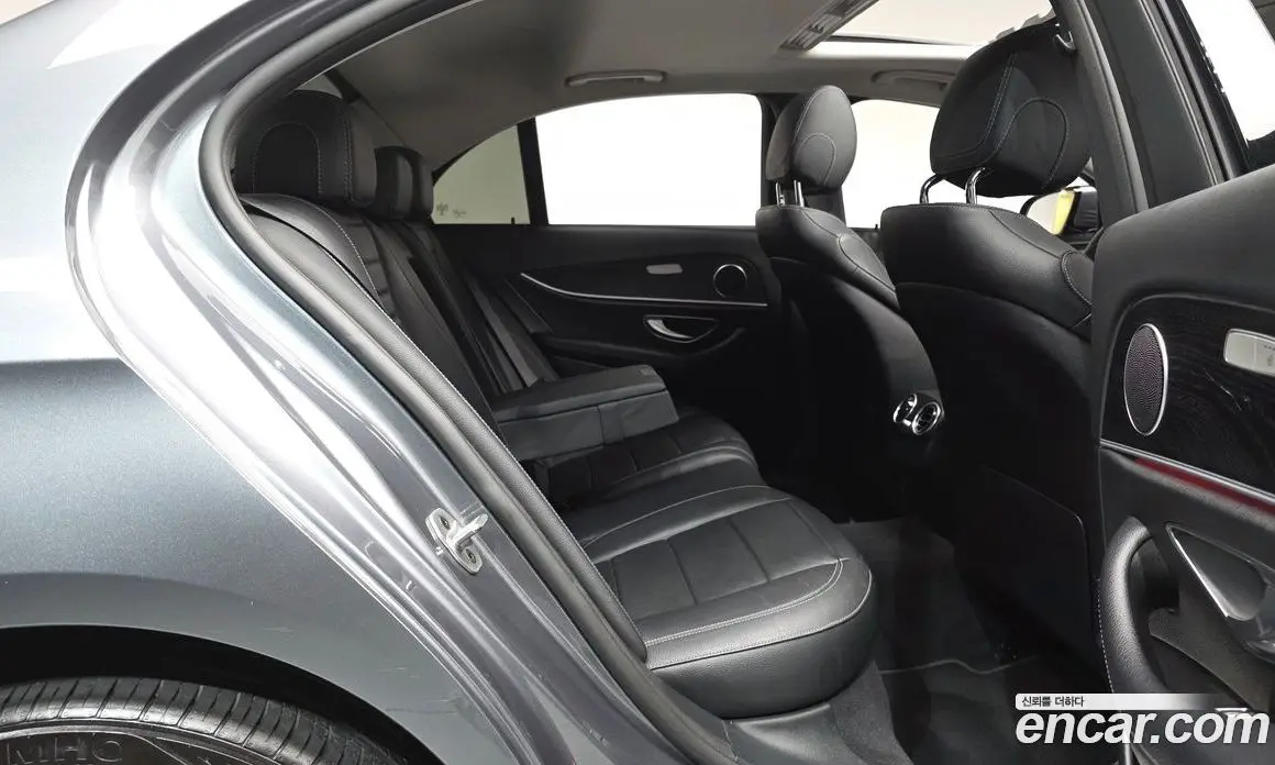 Mercedes-Benz E-Class 2019 1.9 автомат (гидро), фото 16