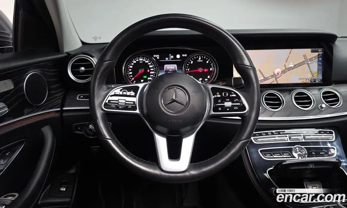 Mercedes-Benz E-Class 2019 1.9 автомат (гидро), фото 18