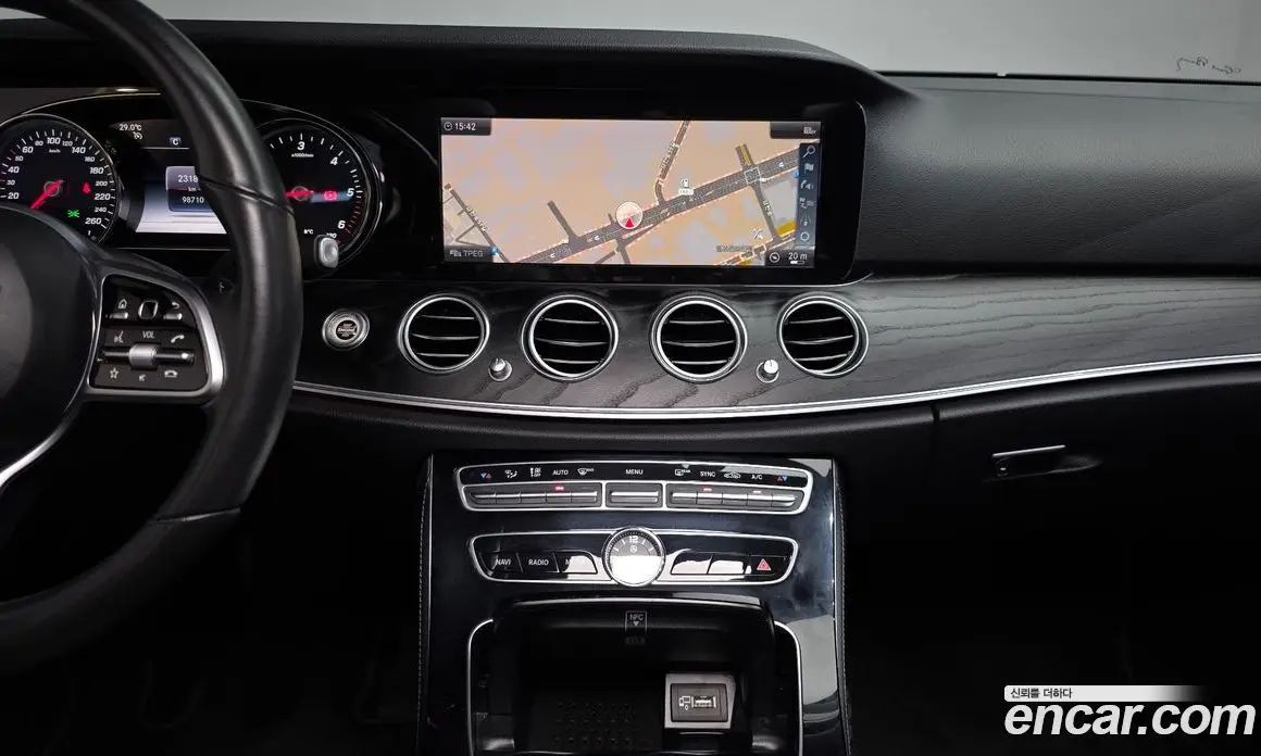 Mercedes-Benz E-Class 2019 1.9 автомат (гидро), фото 19