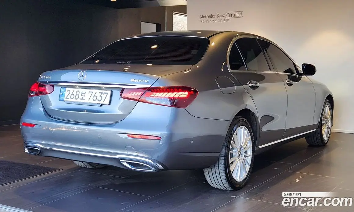 Mercedes-Benz E-Class 2023 2.0 автомат (гидро), фото 2 Mercedes-Benz E-Class 2023 2.0 автомат (гидро), фото 2