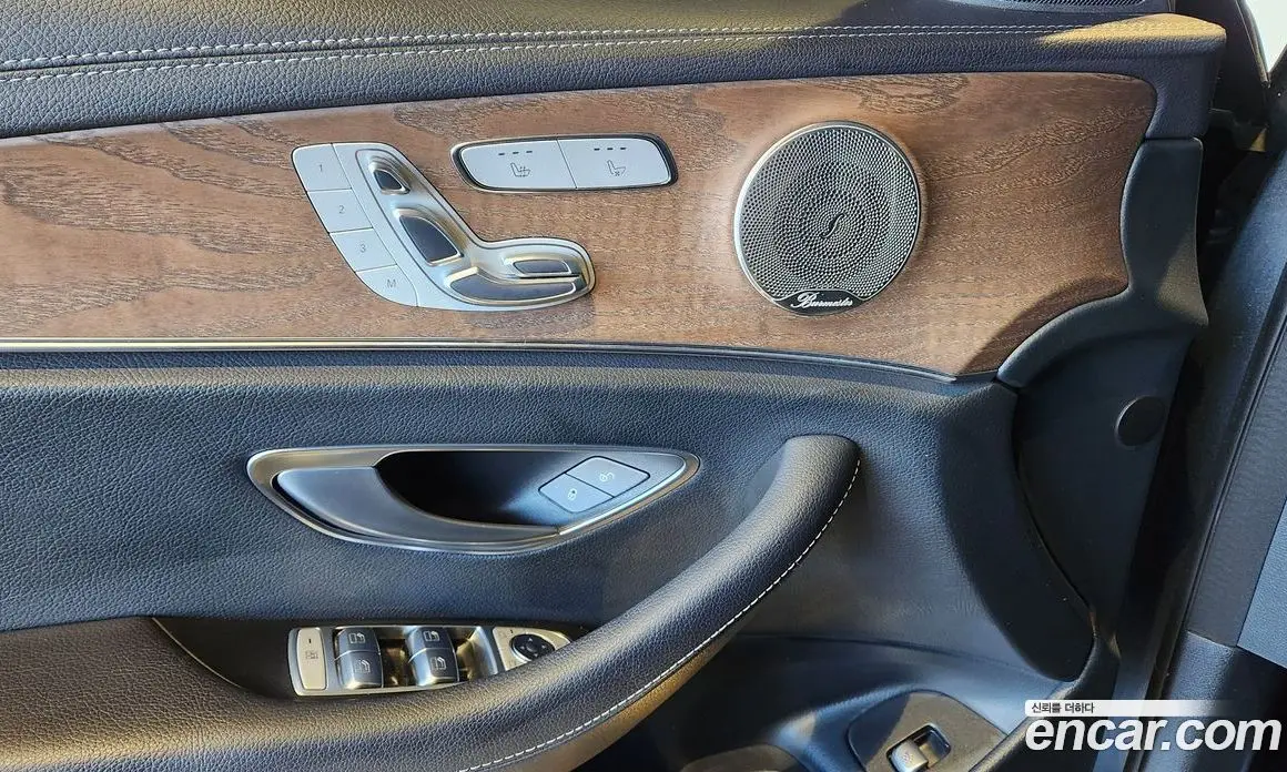 Mercedes-Benz E-Class 2023 2.0 автомат (гидро), фото 15 Mercedes-Benz E-Class 2023 2.0 автомат (гидро), фото 15