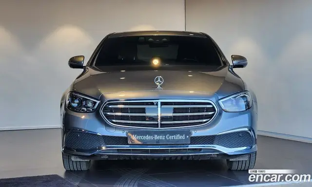 Mercedes-Benz E-Class 2023 2.0 автомат (гидро), миниатюра 3 Mercedes-Benz E-Class 2023 2.0 автомат (гидро), миниатюра 3