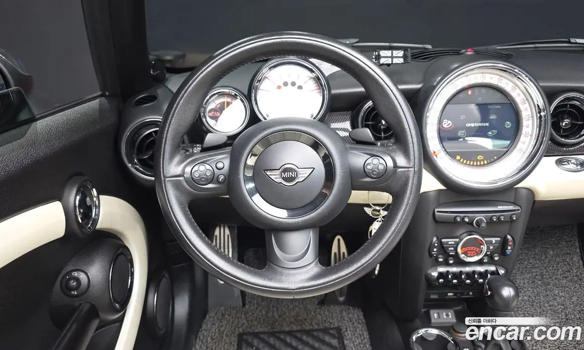 Mini Cooper Convertible 2014 1.6 автомат (гидро), фото 13 Mini Cooper Convertible 2014 1.6 автомат (гидро), фото 13