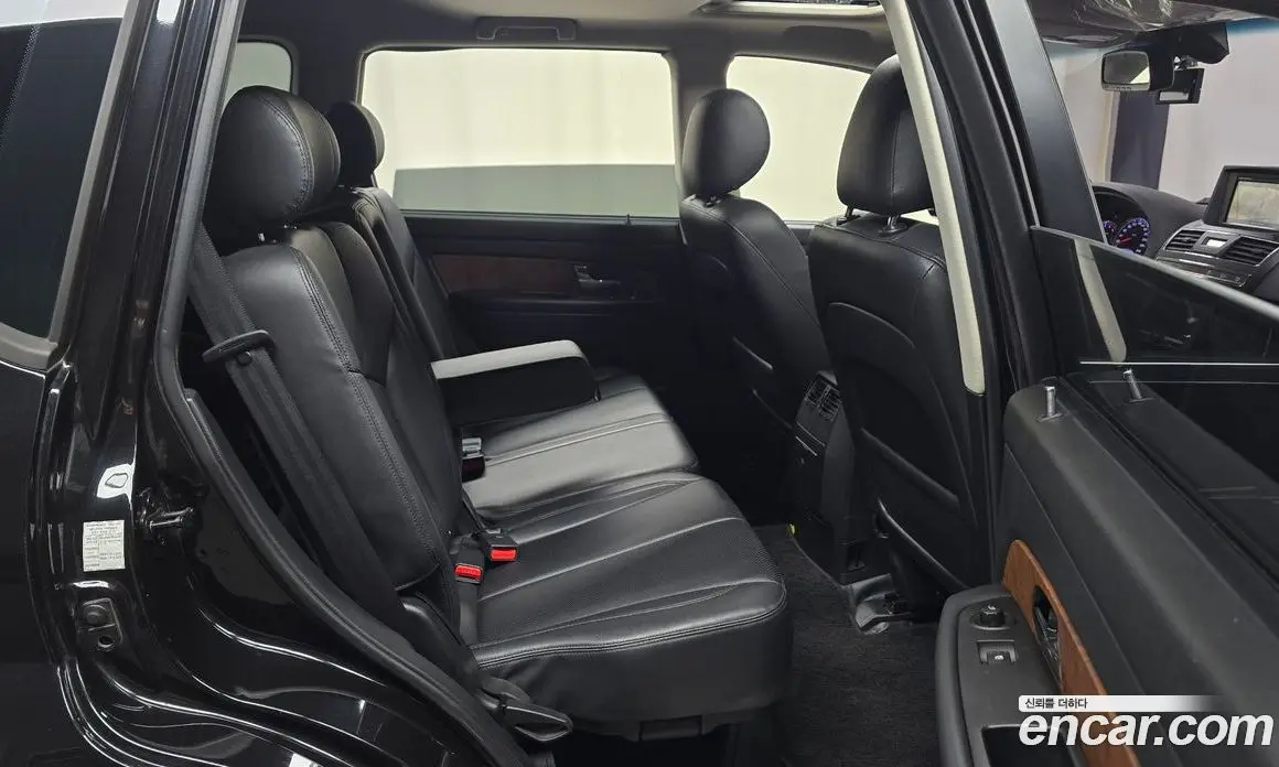 SsangYong Rexton 2016 2.2 автомат (гидро), фото 16 SsangYong Rexton 2016 2.2 автомат (гидро), фото 16