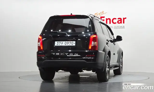 SsangYong Rexton 2016 2.2 автомат (гидро), миниатюра 3 SsangYong Rexton 2016 2.2 автомат (гидро), миниатюра 3