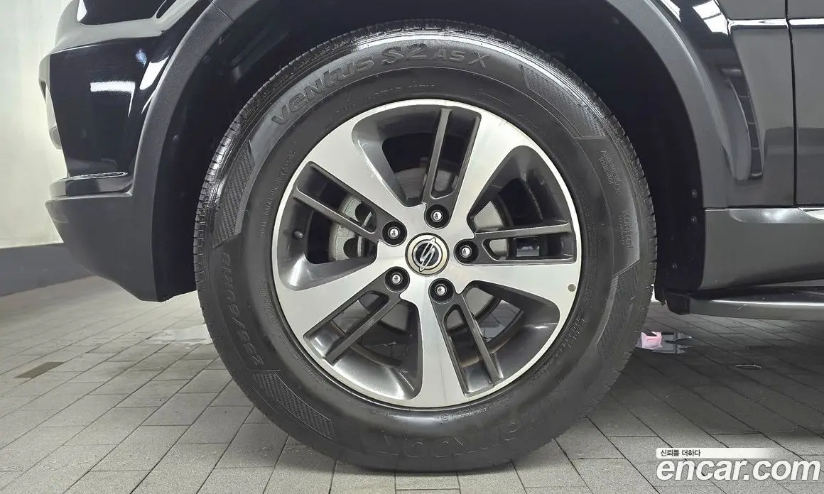 SsangYong Rexton 2016 2.2 автомат (гидро), фото 4 SsangYong Rexton 2016 2.2 автомат (гидро), фото 4