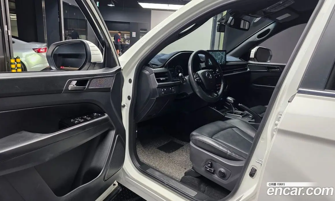 SsangYong Rexton 2023 2.2 автомат (гидро), фото 13