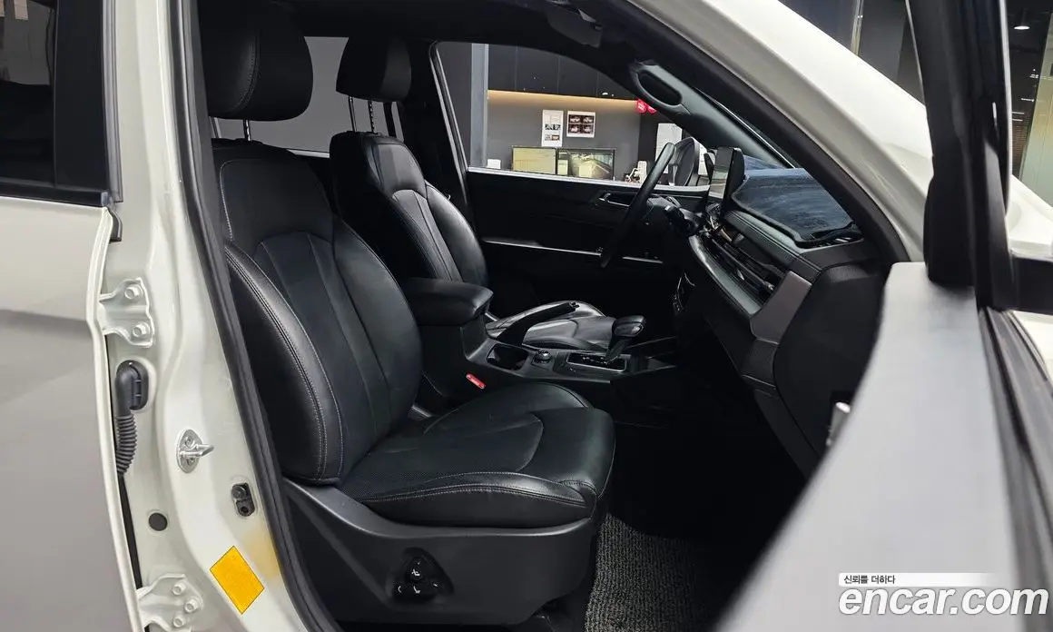 SsangYong Rexton 2023 2.2 автомат (гидро), фото 17